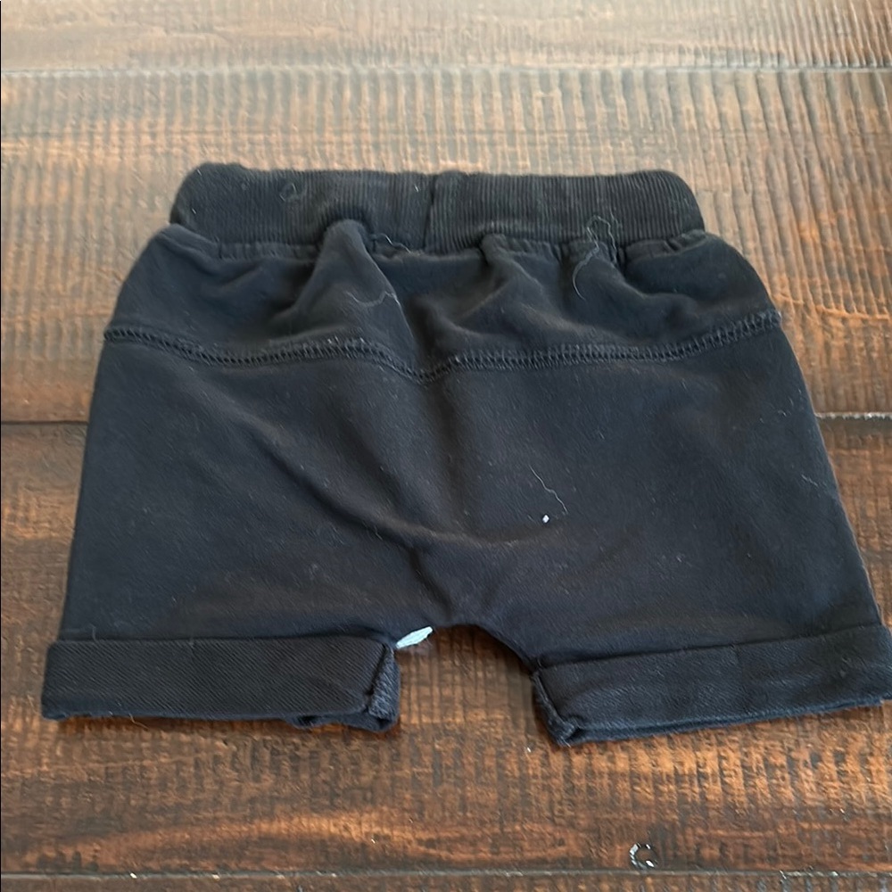 Little Bipsy Shorts - Picture 2 of 2